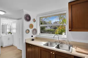 2753 NW 131st St, Opa-Locka, FL 33054 - Photo 13