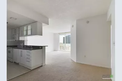 275 NE 18th St #1404, Miami, FL 33132 - Photo 13