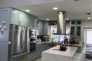 18237 NW 61st Pl, Hialeah, FL 33015 - Photo 5