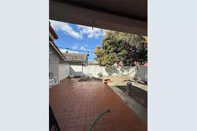 18237 NW 61st Pl, Hialeah, FL 33015 - Photo 15