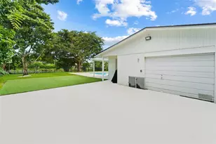 20003 SW 103rd Ave, Cutler Bay, FL 33189 - Photo 19