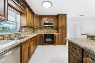 20003 SW 103rd Ave, Cutler Bay, FL 33189 - Photo 7