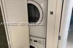 1010 Brickell Ave, Miami, FL 33131 - Photo 29