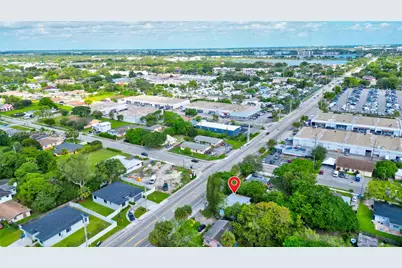 2736 NW 21st Ave, Oakland Park, FL 33311 - Photo 55