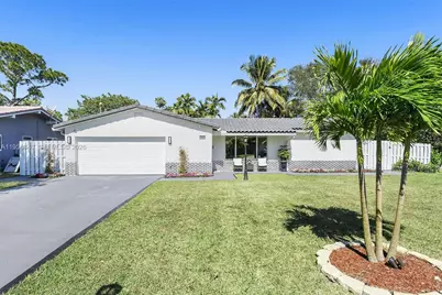 7501 NW 42nd St, Coral Springs, FL 33065 - Photo 1