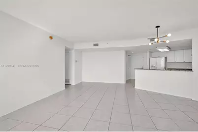 19501 W Country Club Dr #2011, Aventura, FL 33180 - Photo 9