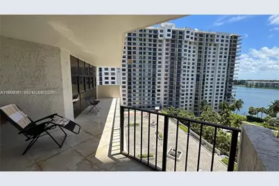 18181 NE 31st Ct #1009, Aventura, FL 33160 - Photo 5
