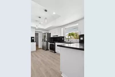 7081 NW 8th Ct, Plantation, FL 33317 - Photo 17