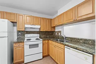 13078 SW 88th Ln, Miami, FL 33186 - Photo 5