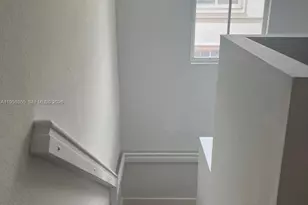 10738 NW 80th Ln, Doral, FL 33178 - Photo 7