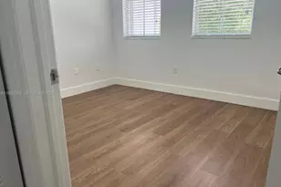 10738 NW 80th Ln, Doral, FL 33178 - Photo 15