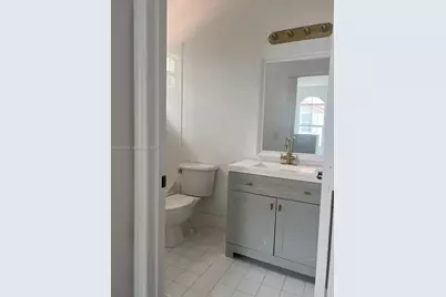 10738 NW 80th Ln, Doral, FL 33178 - Photo 5
