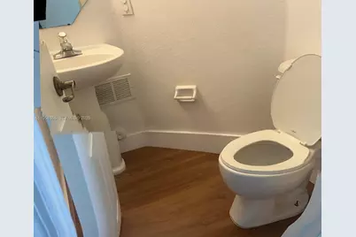 10738 NW 80th Ln, Doral, FL 33178 - Photo 21