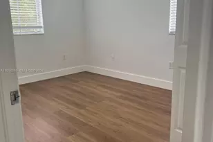 10738 NW 80th Ln, Doral, FL 33178 - Photo 3