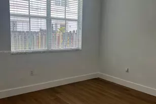10738 NW 80th Ln, Doral, FL 33178 - Photo 23