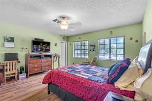 249 Carlisle Dr, Miami Springs, FL 33166 - Photo 27