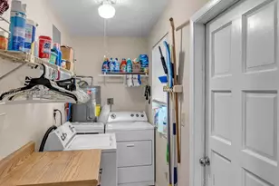 249 Carlisle Dr, Miami Springs, FL 33166 - Photo 19