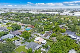 249 Carlisle Dr, Miami Springs, FL 33166 - Photo 43