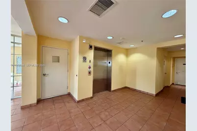 601 SW 37th Ave #304, Miami, FL 33135 - Photo 3