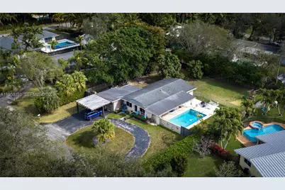 12415 SW 93rd Ct, Miami, FL 33176 - Photo 27