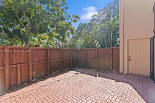 6907 SW 115th Pl, Miami, FL 33173 - Photo 3