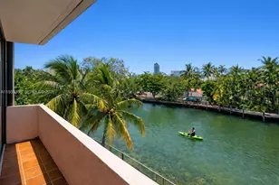 4011 N Meridian Ave, Miami Beach, FL 33140 - Photo 1