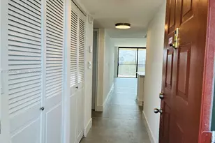 7050 NW 44th St, Lauderhill, FL 33319 - Photo 9