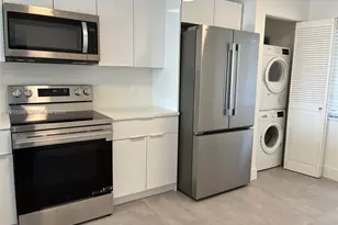 7050 NW 44th St, Lauderhill, FL 33319 - Photo 13
