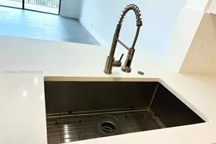 7050 NW 44th St, Lauderhill, FL 33319 - Photo 15