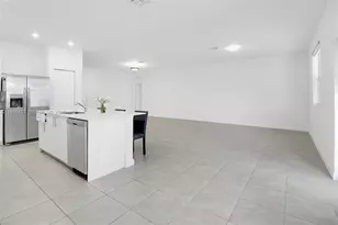 879 SE 26th Ter, Homestead, FL 33035 - Photo 41