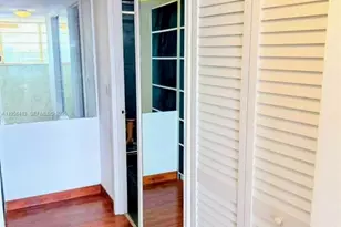 13155 Ixora Ct, North Miami, FL 33181 - Photo 5