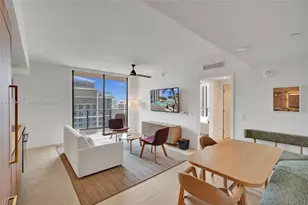 159 NE 6th St, Miami, FL 33132 - Photo 5