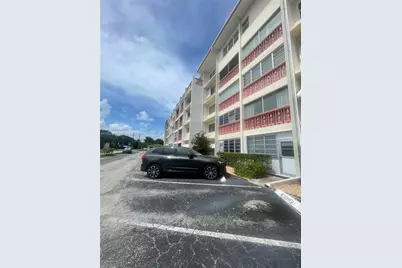 215 SE 3rd Ave #103C, Hallandale Beach, FL 33009 - Photo 3