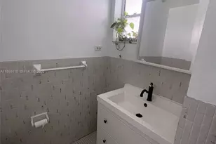 215 SE 3rd Ave, Hallandale Beach, FL 33009 - Photo 13