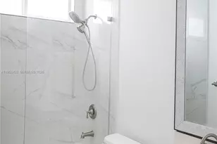 1221 NW 45th St, Miami, FL 33142 - Photo 11