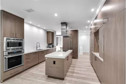 647 S Zamora Ave, Coral Gables, FL 33134 - Photo 7