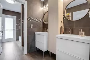 19411 NW 2nd St, Pembroke Pines, FL 33029 - Photo 17