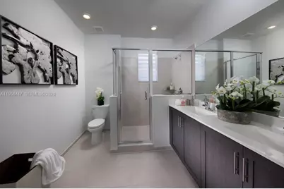 1070 SE 26th Ter, Homestead, FL 33035 - Photo 21