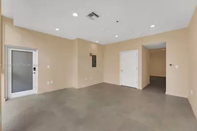 123 NW 14th St #302, Miami, FL 33136 - Photo 17