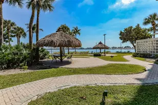 2451 Brickell Ave, Miami, FL 33129 - Photo 37