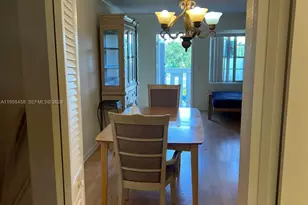 293 Dorset, Boca Raton, FL 33434 - Photo 3