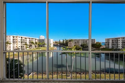 2851 Leonard Dr #J405, Aventura, FL 33160 - Photo 3