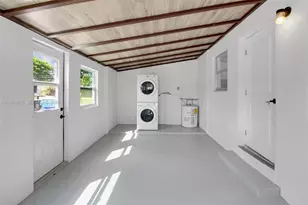 1617 NW 15th St, Fort Lauderdale, FL 33311 - Photo 15