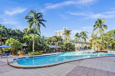 19390 Collins Ave #302A, Sunny Isles Beach, FL 33160 - Photo 43