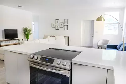 160 NE 57th #B, Miami, FL 33137 - Photo 7