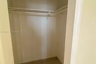 606 W 81st St, Hialeah, FL 33014 - Photo 7