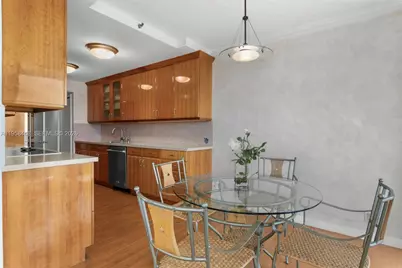 19667 Turnberry Way #12-E, Aventura, FL 33180 - Photo 5