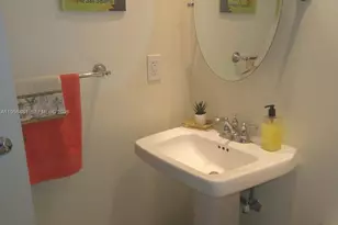 9341 Collins Ave, Surfside, FL 33154 - Photo 11