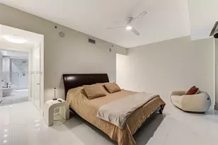 6000 Collins Ave, Miami Beach, FL 33140 - Photo 25