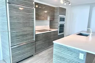 460 NE 28th St, Miami, FL 33137 - Photo 13